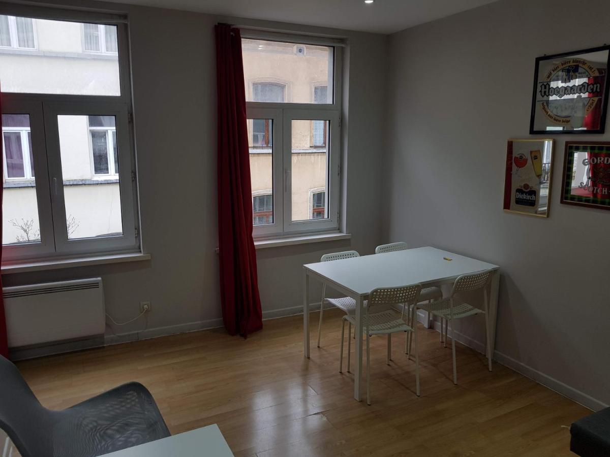 Central Yellow Apartment Bruxelles Esterno foto