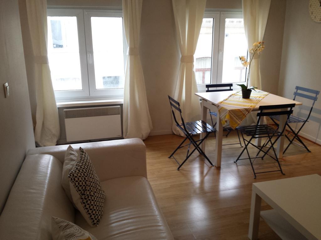 Central Yellow Apartment Bruxelles Esterno foto