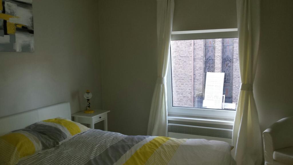 Central Yellow Apartment Bruxelles Esterno foto