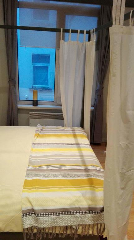 Central Yellow Apartment Bruxelles Esterno foto